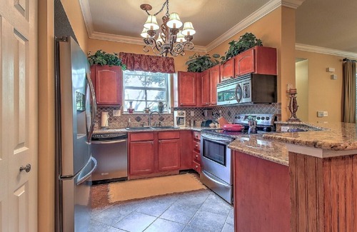 Stuart Condo | Pristine two bedroom garden apartment, gourmet kitchen and wireless internet.