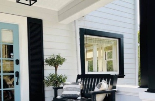 Laguna House | Pristine Victorian w/Ocean Views, 6 Blocks to Downtown