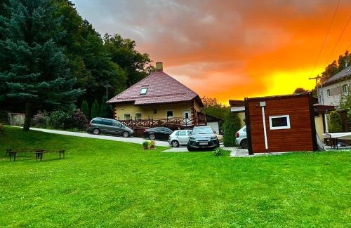 Kremnica House | Privát Adriana