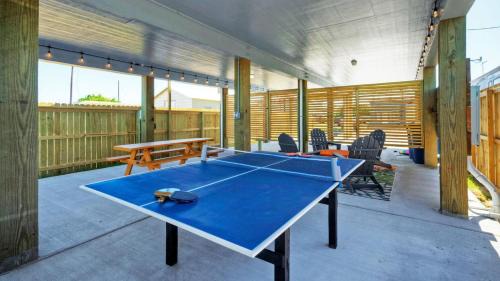 Old Town House | Priv Pool Swing Bar Ping-Pong Walk to Town Once Upon A Tide by AvantStay