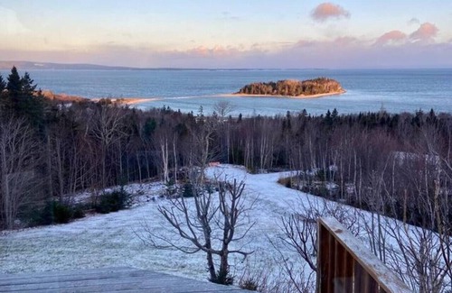 West Bay Ski Chalet | Privacy @ Bras d’Or Lakes Sun House Chalet