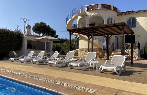 Panorama Villa | Privacy villa & pool, a/c, 3 bedrs, 3 ensuite bathrooms, lounge and wifi