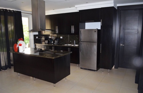 San Francisco de Macoris Villa | Private 5 BR Villa Getaway with Resort Amenities