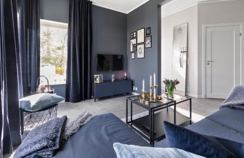 Trangsund Apartment | Privat lägenhet i villa 15 min från city.