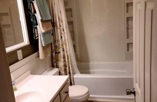 Owensboro Apartment | Private 1 bdrm apartment in the heart of the city. Pet friendly.