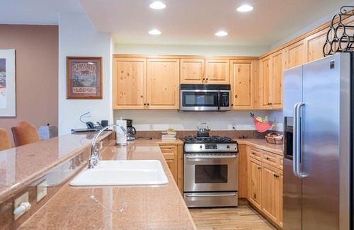 Mountain Village Condo | Private 1-Bedroom Condo With Forest View, Pool and Hot Tub