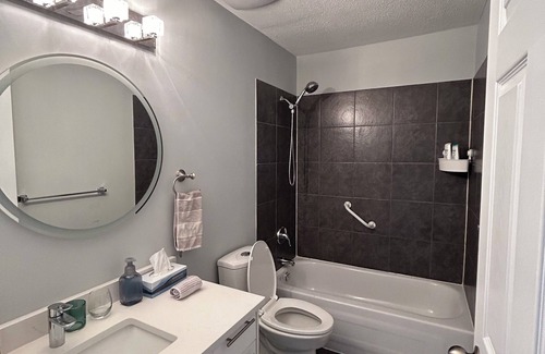 Coquitlam House | Private 1-Bedroom Home with Dedicated Office