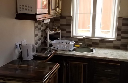 Soufriere House | Private 1 bedroom, modern self contained cottage in the heart of Soufriere
