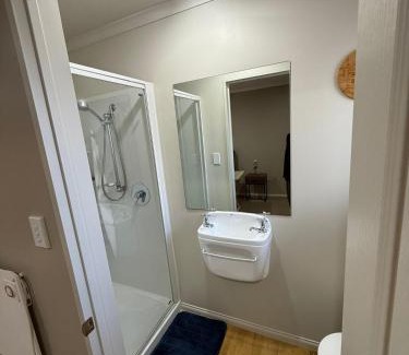 Dunedin Apartment | Private 1 br mini house