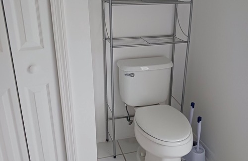 Westminister House | Private 1-BR suit in house with WiFi, AC, living, dining, fridge and microwaive