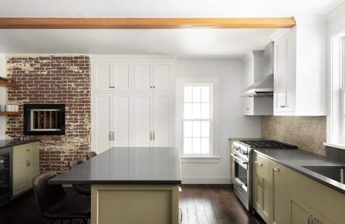 Tuftonboro House | Private 10BR Estate on 60 Acres, Sleeps 20, Trails, Pond, Chef-Ready Kitchen