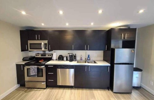 Vernon Apartment | Private 1bd 1 ba suite w/lake views