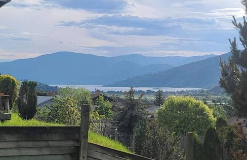 Vernon Apartment | Private 1bd 1 ba suite w/lake views