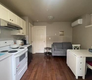 Marpole House | Private 1BD Suite in Prime Vancouver Location