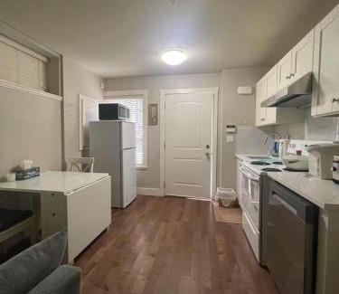 Marpole House | Private 1BD Suite in Prime Vancouver Location