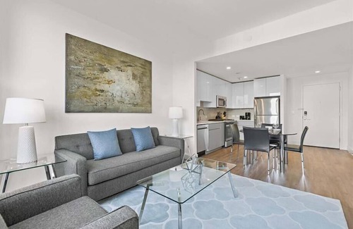 White Plains Apartment | Private 1BR Apt | Parking | Gym & Pool | White Plains