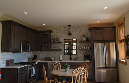 Harbor Springs Cottage | Private 2 bedroom-4 bed Cottage in Harbor Springs! Stay at True North Golf Club