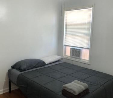 Perth Amboy Apartment | Private 2 bedroom and 1 bathroom house in a quiet area and convenient to NYC bus and train