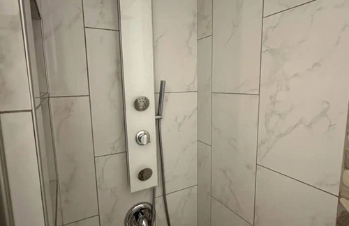 Sandy Springs House | Private 2 BR Mini Apt in Atlanta's Best Location