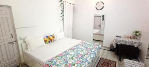 Indira Nagar House | Private 2-Room Suite in a Peaceful Bungalow Retreat