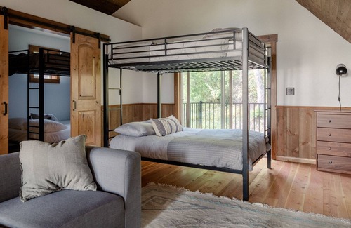 Marion House | Private 20 acre family retreat that sits right above the stunning Ashley Lake