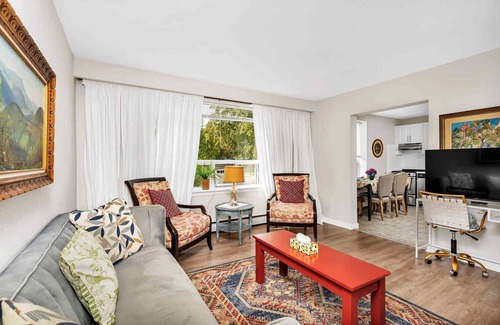 Burlington Apartment | Private 2Bdrm Newly Renovated - Furnished apt - U3