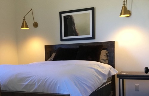Emigrant House | Private 2BR Suite Breathtaking Mountain View mins from hot springs & Yellowstone