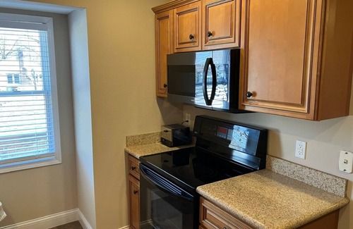 Cape Girardeau Apartment | Private 3 bedroom 2 bath luxury unit