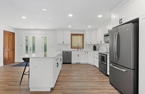 Rapid City House | Private 3 bedroom, 2 bathroom Charming Getaway!