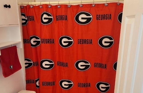 Athens House | Private 3-Bedroom Home minutes away from UGA!