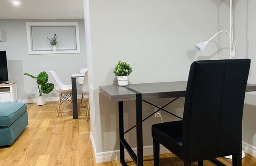 South End Apartment | Private 3 bedrooms Downtown Halifax + 2 Parking + Close to Ocean