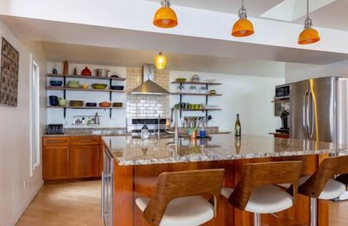 Naples House | Private 3Bd3.5Ba w/Lake View, Pool, Hot Tub, Fast Wi-Fi 🐶