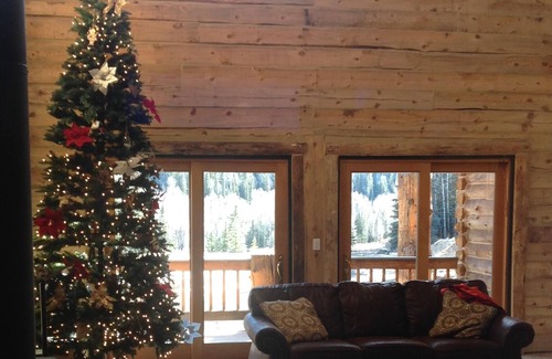 Dolores House | Private 48 Acre Riverfront Lodge Surrounded by Beautiful National Forest!