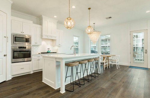 Beachside Village House | Private 5/4.5 Home Steps from Beach and minutes from Galveston attractions