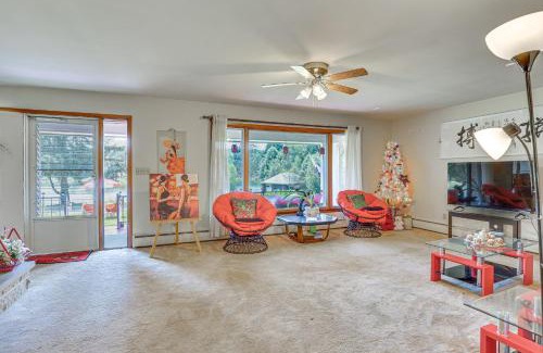 Grove City House | Private 5-Acre Lake Pet-Friendly Grove City Home