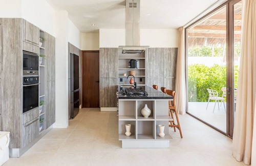 Soliman Bay Villa | Private 5 bedroom Beachfront Villa in Tulum!