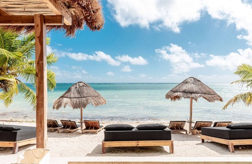 Soliman Bay Villa | Private 5 bedroom Beachfront Villa in Tulum!