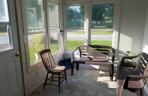 Redwood Apartment | Private 5 rooms, one side of duplex, screened porch, yard space - boat parking,