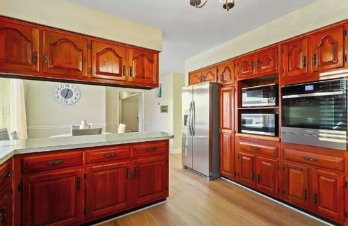Greenville House | Private 6BR Retreat | Pool, Grill, Nature
