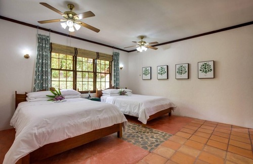 Negroman Resort | Private Air-Conditioned Casita w/Screened Porch - Near Treehouse Bar