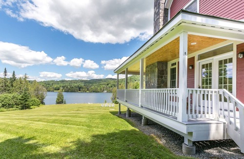 Glover House | Private All-Season Waterfront Retreat on 55 Acres