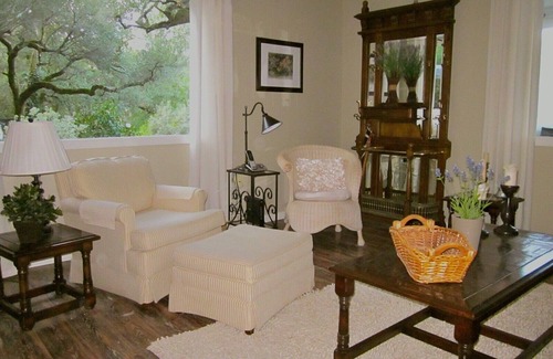 Glen Ellen Cottage | Private and Charming Wine Country Cottage in Serene Setting