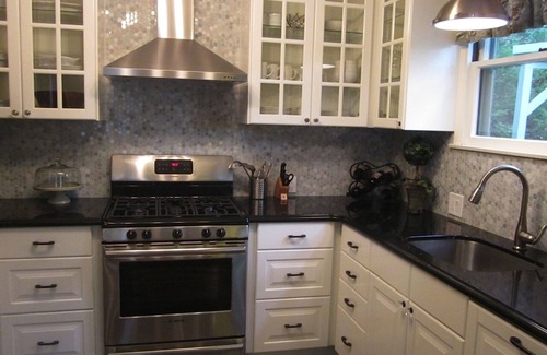 Glen Ellen Cottage | Private and Charming Wine Country Cottage in Serene Setting