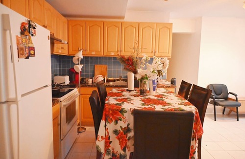 Brooklyn Apartment | Private and quiet room with access to back yard