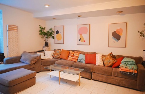 Brooklyn Apartment | Private and quiet room with access to back yard