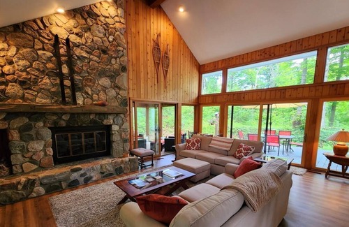 Birchwood Farms House | Private and secluded home for 8 in Birchwood Farms.