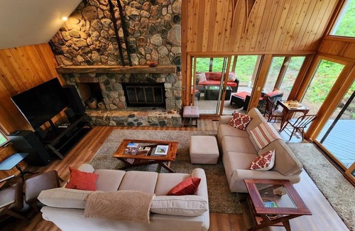 Birchwood Farms House | Private and secluded home for 8 in Birchwood Farms.