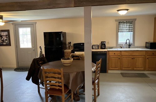 Harrison House | Private and secluded. Harrison is the "Gateway to the North"