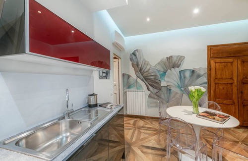 Vatican Apartment | Private apARTment. Double check cleaning mode, AC, Smart customer service