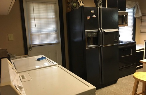 Silver Creek Apartment | Private apartment in Great Neighborhood